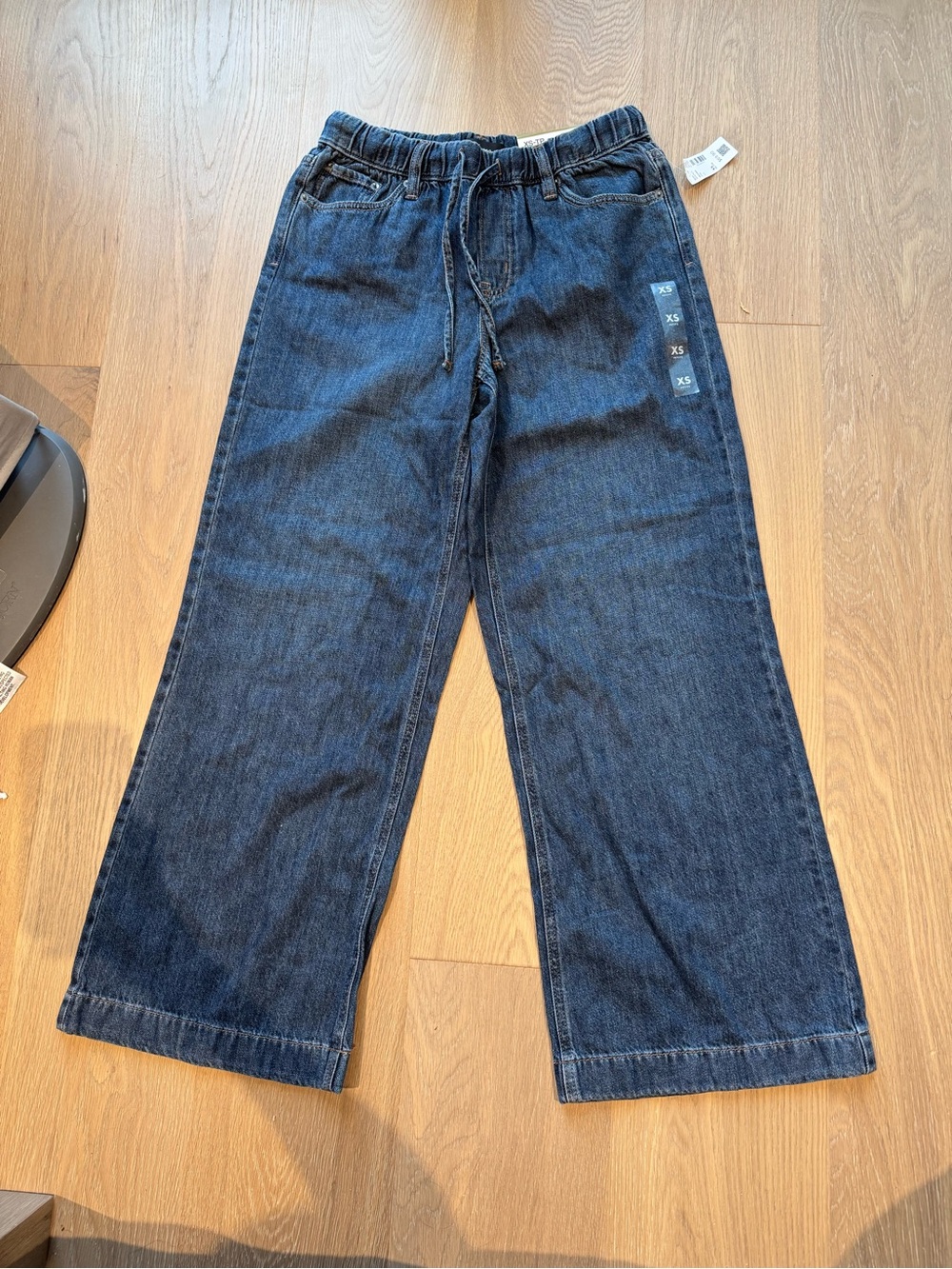 Women’s Wide-Leg Jeans